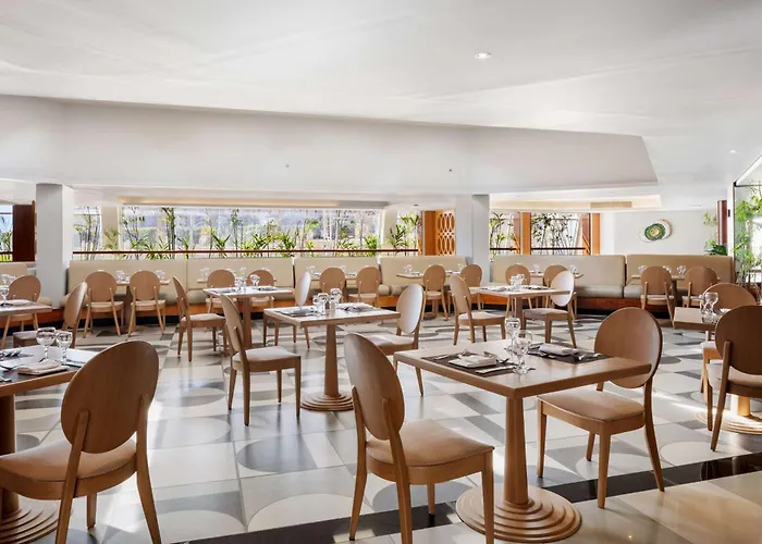 Doubletree By Hilton Sheikh Bay 4* שארם א-שייח
