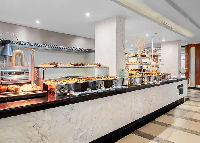 אתר נופש Doubletree By Hilton Sheikh Bay 4*