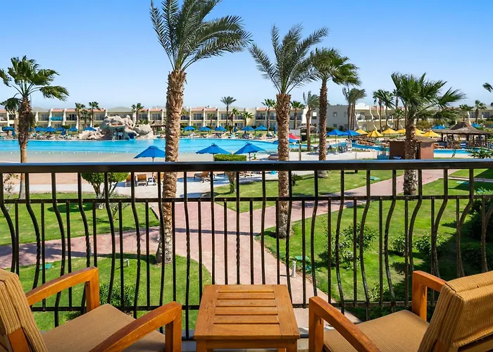 אתר נופש Doubletree By Hilton Sheikh Bay 4*