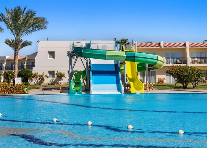 Doubletree By Hilton Sheikh Bay אתר נופש שארם א-שייח