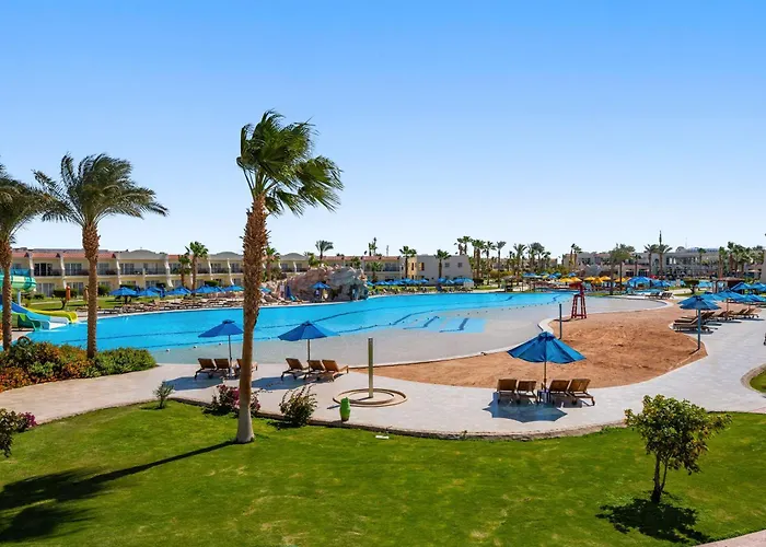 אתר נופש Doubletree By Hilton Sheikh Bay שארם א-שייח