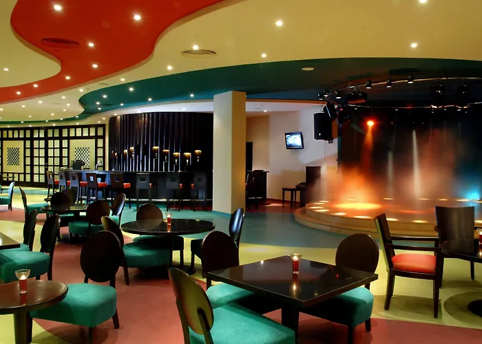 Doubletree By Hilton Sheikh Bay 4*