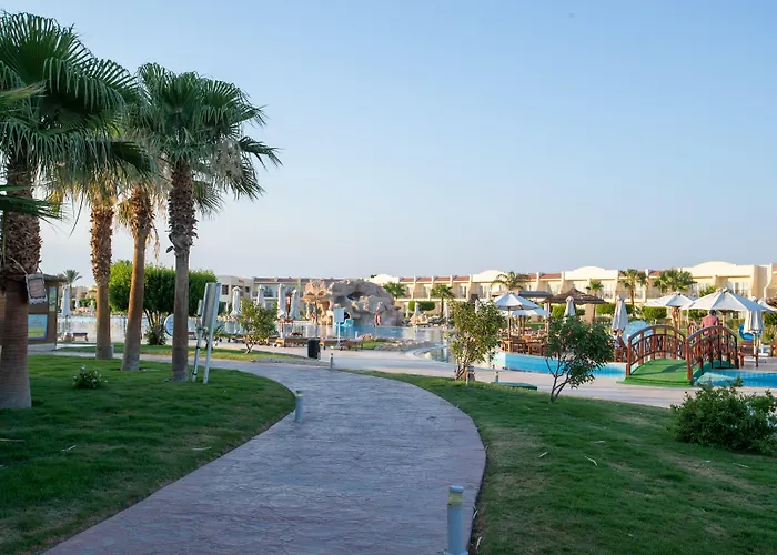 Doubletree By Hilton Sheikh Bay אתר נופש שארם א-שייח