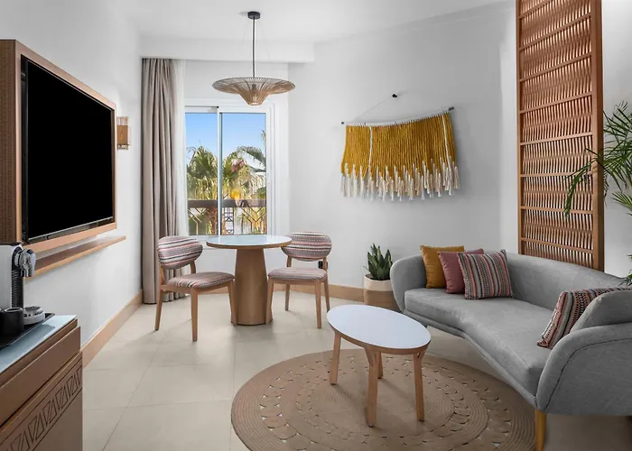 Doubletree By Hilton Sheikh Bay אתר נופש שארם א-שייח